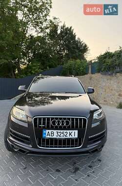 Внедорожник / Кроссовер Audi Q7 2011 в 