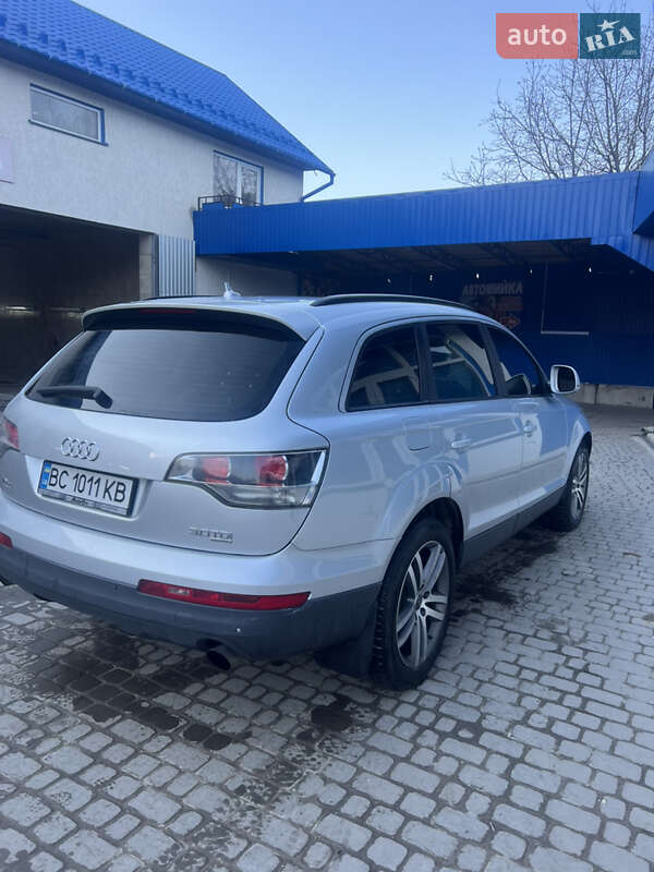 Позашляховик / Кросовер Audi Q7 2008 в Кременці