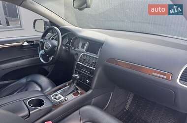 Внедорожник / Кроссовер Audi Q7 2013 в 