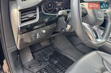 Внедорожник / Кроссовер Audi Q7 2018 в 