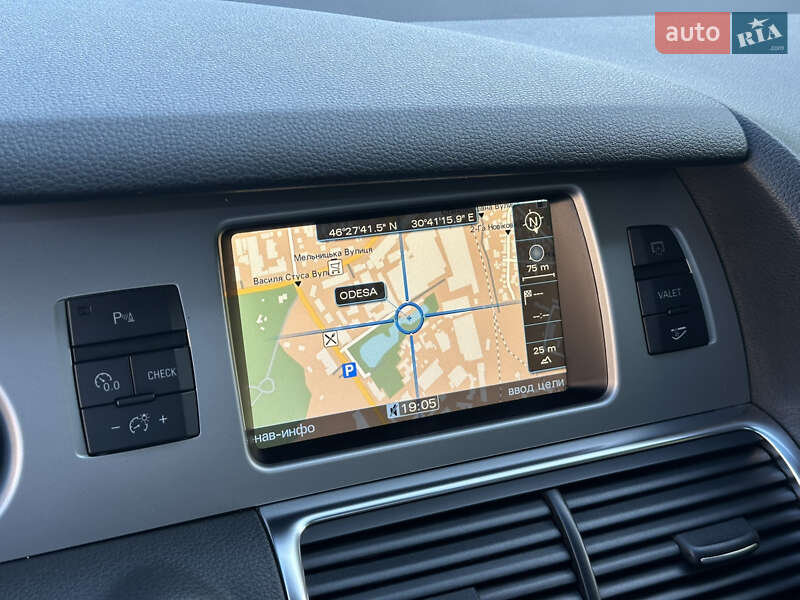 Внедорожник / Кроссовер Audi Q7 2011 в Одессе