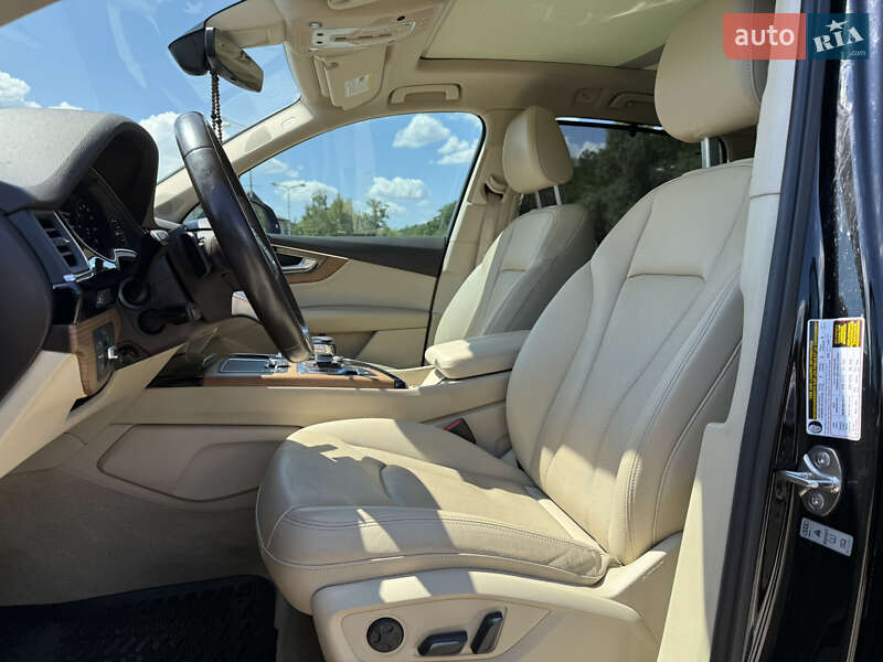 Внедорожник / Кроссовер Audi Q7 2016 в Днепре