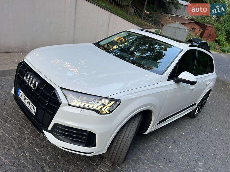 Позашляховик / Кросовер Audi Q7 2019 в Києві фото 32 Позашляховик / Кросовер Audi Q7 2019 в Києві