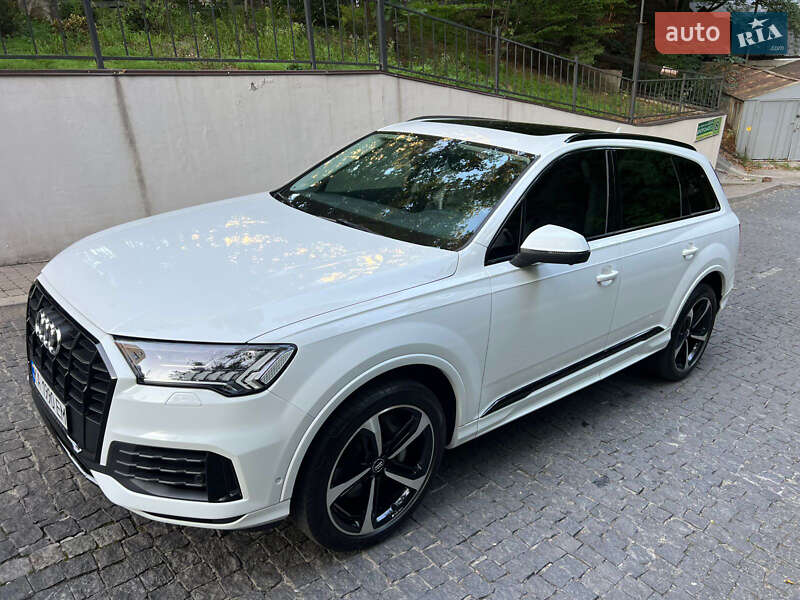 Позашляховик / Кросовер Audi Q7 2019 в Києві фото 41 Позашляховик / Кросовер Audi Q7 2019 в Києві