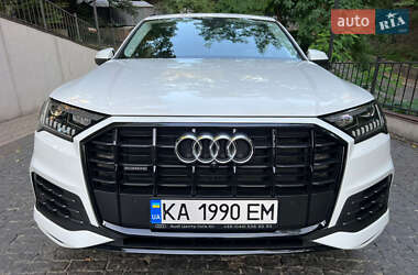 Внедорожник / Кроссовер Audi Q7 2019 в 