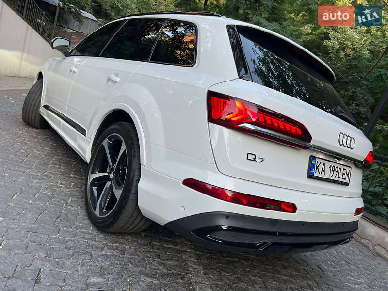 Позашляховик / Кросовер Audi Q7 2019 в Києві фото 65 Позашляховик / Кросовер Audi Q7 2019 в Києві