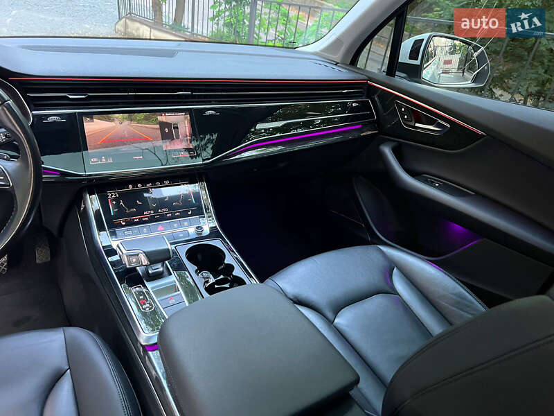 Позашляховик / Кросовер Audi Q7 2019 в Києві фото 72 Позашляховик / Кросовер Audi Q7 2019 в Києві