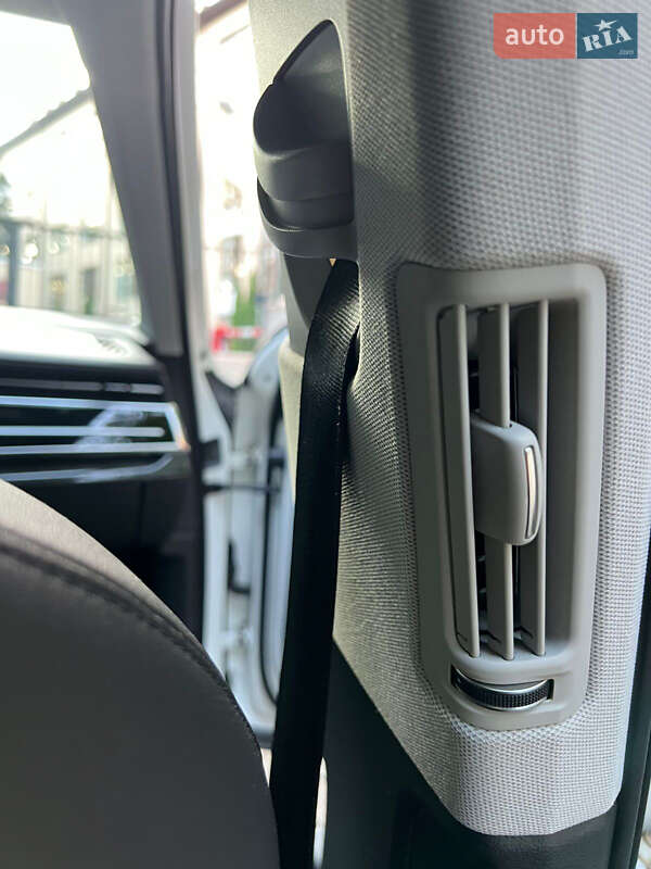 Позашляховик / Кросовер Audi Q7 2019 в Києві фото 98 Позашляховик / Кросовер Audi Q7 2019 в Києві