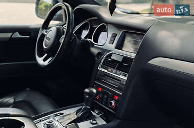 Внедорожник / Кроссовер Audi Q7 2013 в 