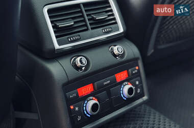 Внедорожник / Кроссовер Audi Q7 2013 в 