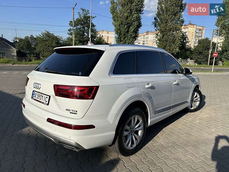 Позашляховик / Кросовер Audi Q7 2016 в Хмельницькому