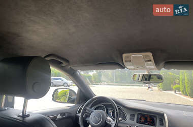 Внедорожник / Кроссовер Audi Q7 2015 в 