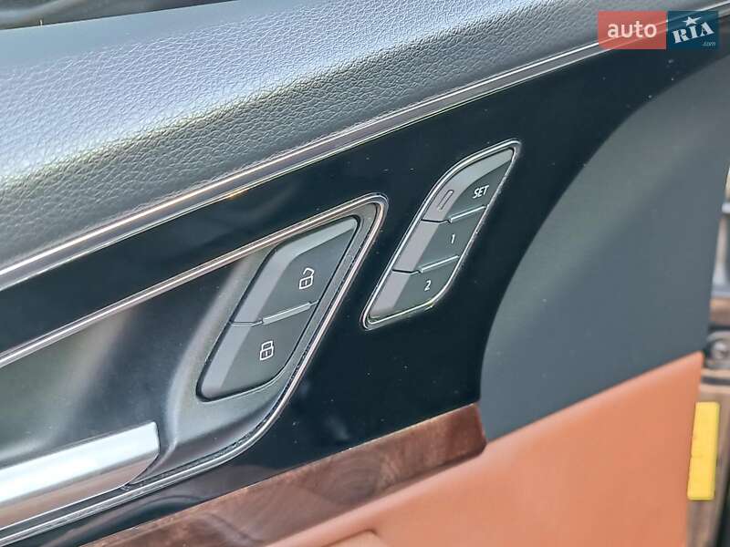 Позашляховик / Кросовер Audi Q7 2018 в Харкові