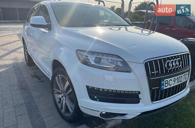 Внедорожник / Кроссовер Audi Q7 2013 в 