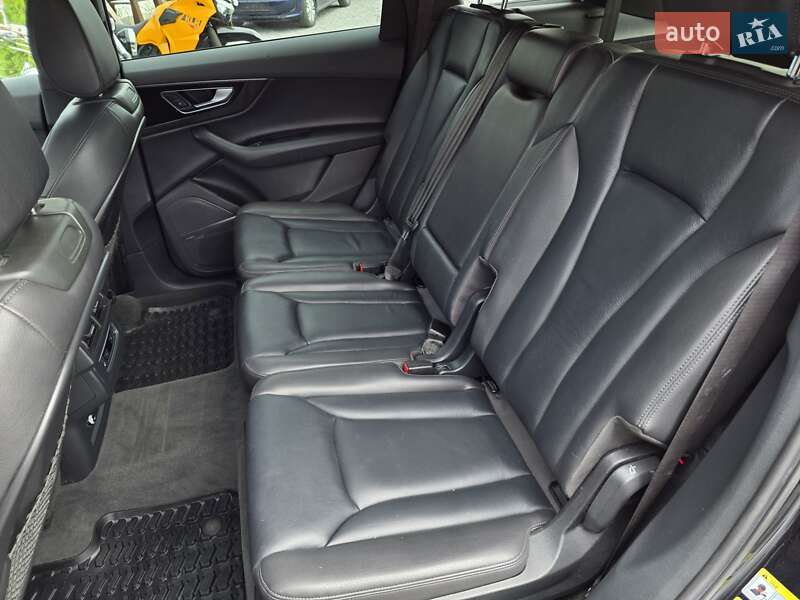 Внедорожник / Кроссовер Audi Q7 2018 в Тернополе