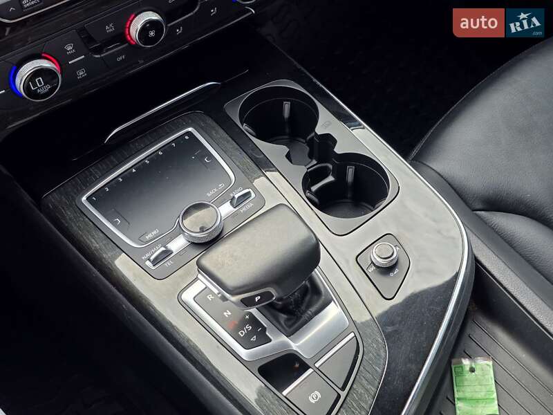 Внедорожник / Кроссовер Audi Q7 2018 в Тернополе