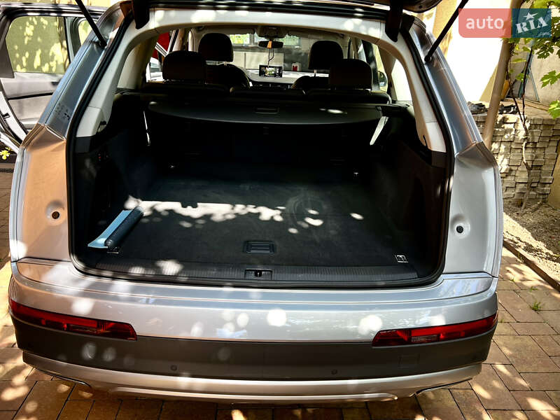 Внедорожник / Кроссовер Audi Q7 2015 в Мукачево фото 16 Внедорожник / Кроссовер Audi Q7 2015 в Мукачево