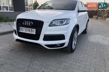 Позашляховик / Кросовер Audi Q7 2011 в Чернівцях