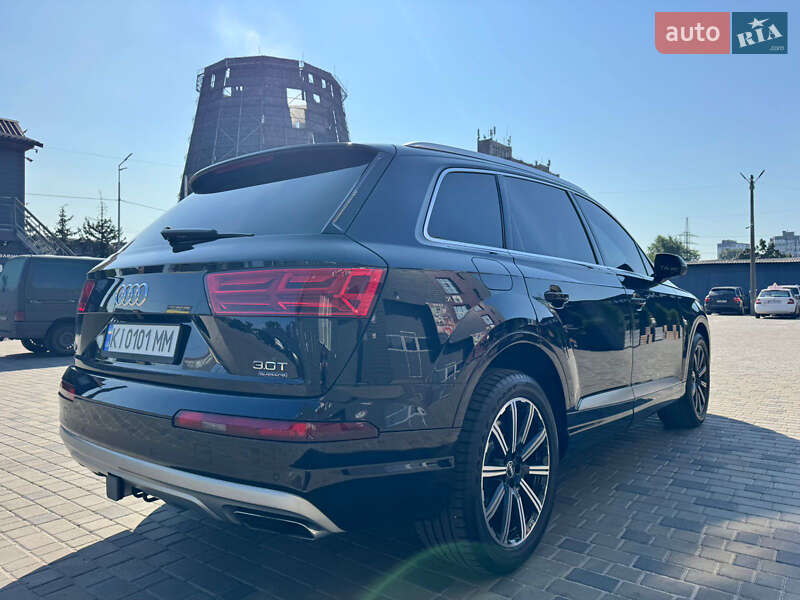 Внедорожник / Кроссовер Audi Q7 2018 в Киеве