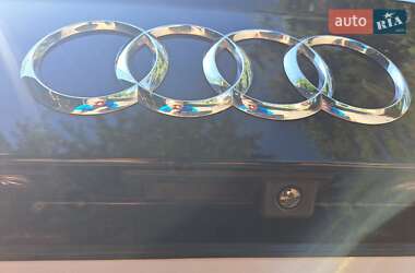 Внедорожник / Кроссовер Audi Q7 2017 в 