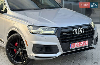 Внедорожник / Кроссовер Audi Q7 2019 в 