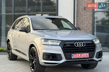 Внедорожник / Кроссовер Audi Q7 2019 в 