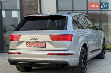 Внедорожник / Кроссовер Audi Q7 2019 в 