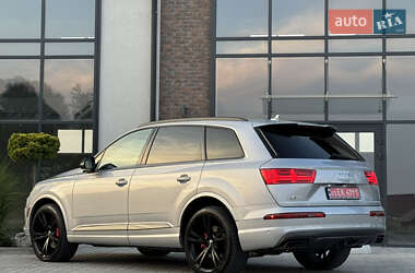 Внедорожник / Кроссовер Audi Q7 2019 в 