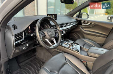 Внедорожник / Кроссовер Audi Q7 2019 в 