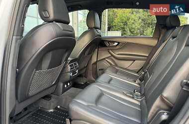 Внедорожник / Кроссовер Audi Q7 2019 в 