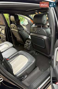 Внедорожник / Кроссовер Audi Q7 2011 в 