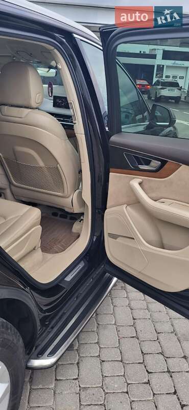 Позашляховик / Кросовер Audi Q7 2018 в Львові фото 18 Позашляховик / Кросовер Audi Q7 2018 в Львові