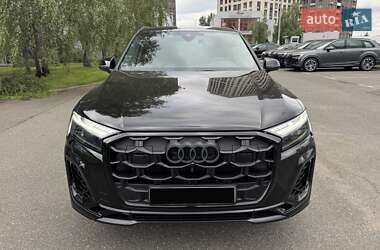 Внедорожник / Кроссовер Audi Q7 2024 в 