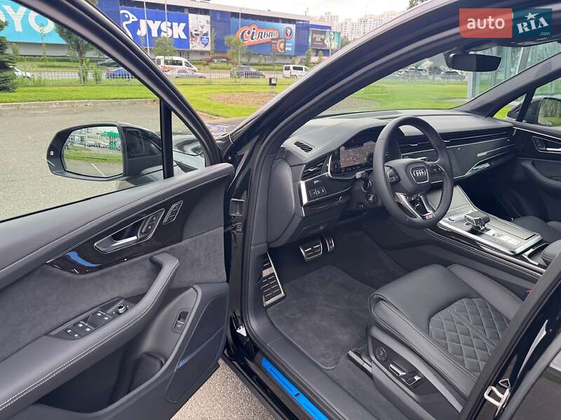 Внедорожник / Кроссовер Audi Q7 2024 в Киеве