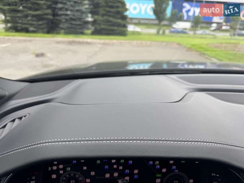 Внедорожник / Кроссовер Audi Q7 2024 в Киеве