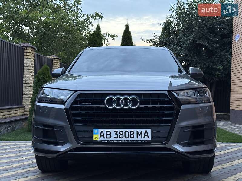 Внедорожник / Кроссовер Audi Q7 2017 в Виннице