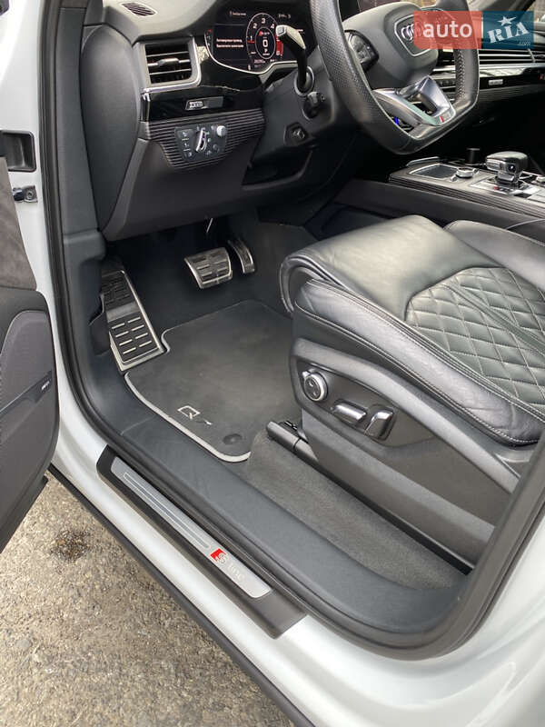 Внедорожник / Кроссовер Audi Q7 2017 в Тячеве фото 31 Внедорожник / Кроссовер Audi Q7 2017 в Тячеве