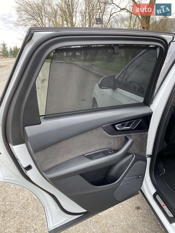 Внедорожник / Кроссовер Audi Q7 2017 в Тячеве фото 37 Внедорожник / Кроссовер Audi Q7 2017 в Тячеве