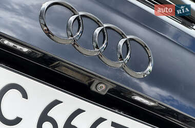 Внедорожник / Кроссовер Audi Q7 2016 в 