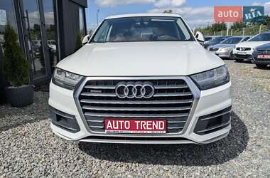 Внедорожник / Кроссовер Audi Q7 2018 в 