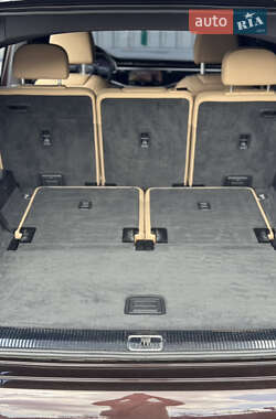 Внедорожник / Кроссовер Audi Q7 2020 в 