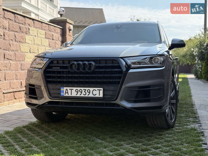 Внедорожник / Кроссовер Audi Q7 2015 в Ивано-Франковске