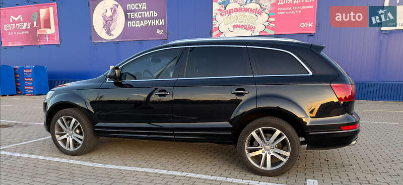 Позашляховик / Кросовер Audi Q7 2013 в Нововолинську