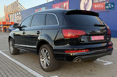 Внедорожник / Кроссовер Audi Q7 2013 в 