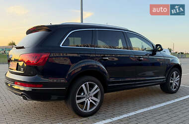 Внедорожник / Кроссовер Audi Q7 2013 в 