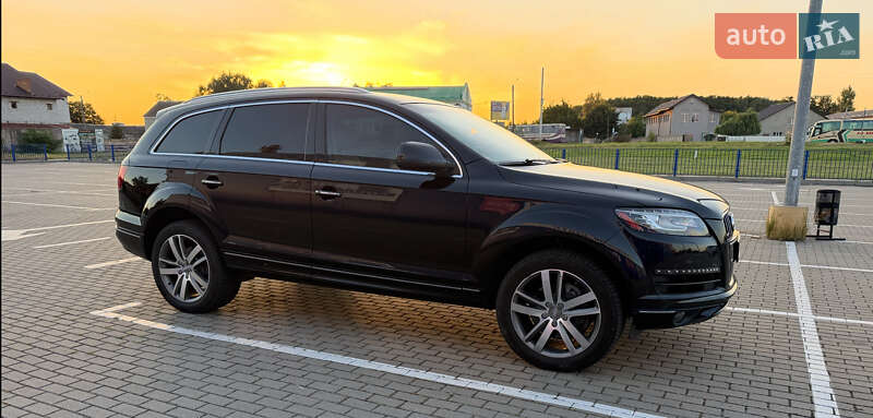 Позашляховик / Кросовер Audi Q7 2013 в Нововолинську