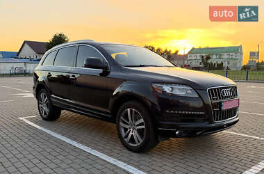 Внедорожник / Кроссовер Audi Q7 2013 в 