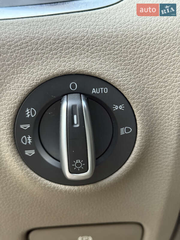 Позашляховик / Кросовер Audi Q7 2013 в Нововолинську