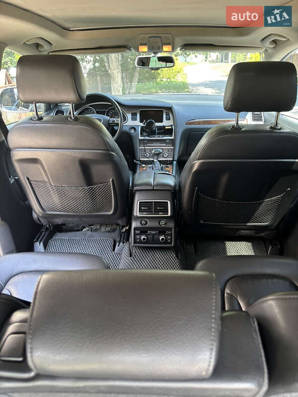 Позашляховик / Кросовер Audi Q7 2012 в Броварах