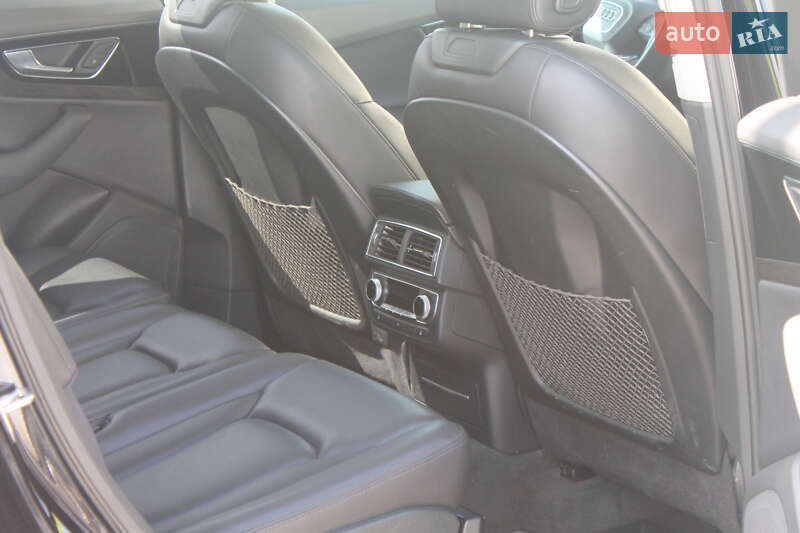 Внедорожник / Кроссовер Audi Q7 2015 в Львове